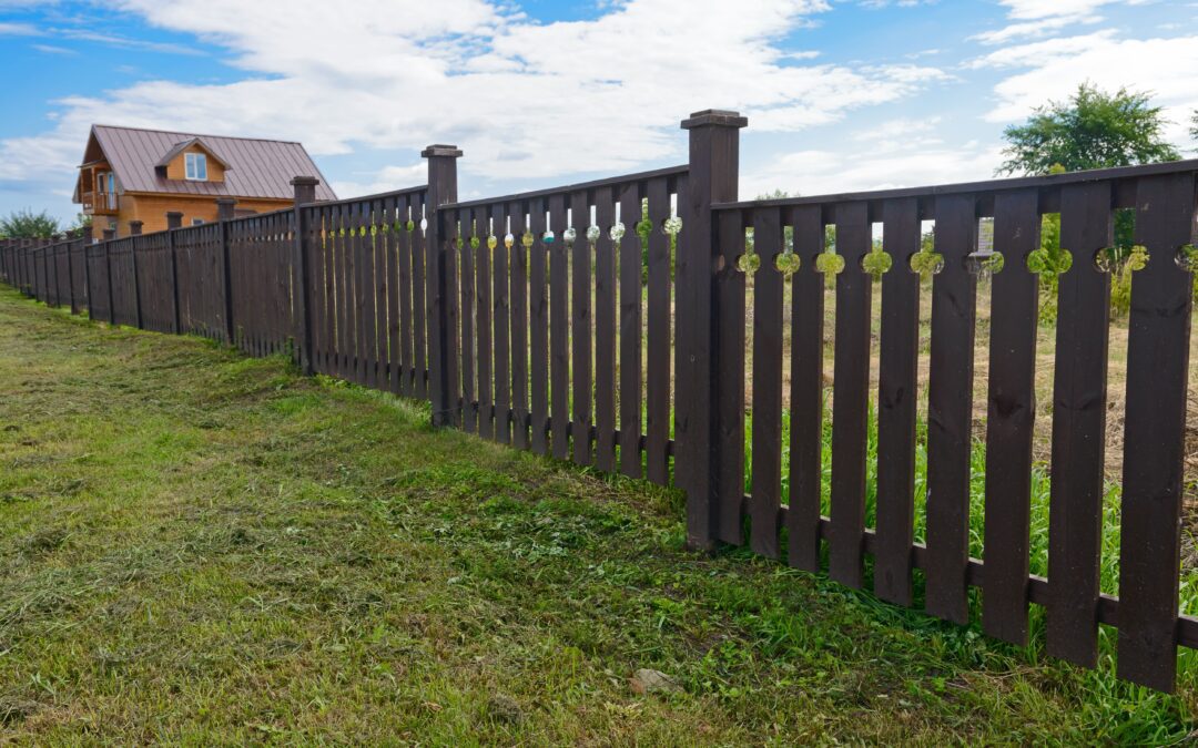 Custom Fencing Services in Calgary